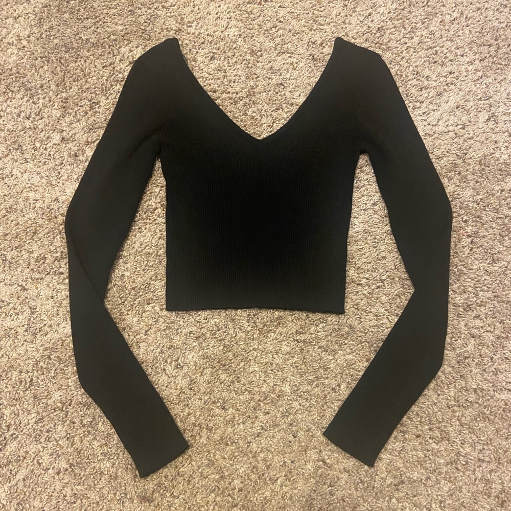 Forever 21 V-Neck Cropped Top Size Small
